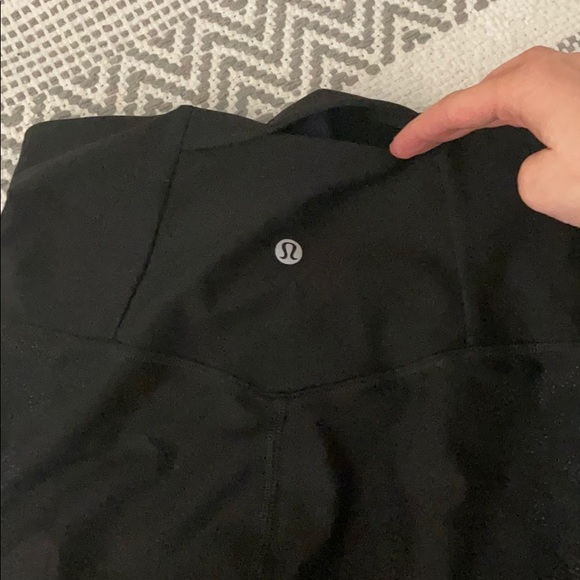 LuLulemon Leggings *brand new / never worn* - Picture 3 of 4